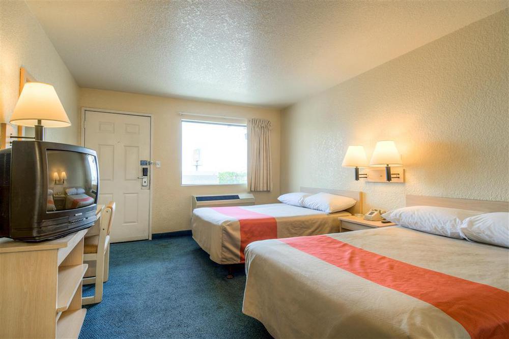 Motel 6-Anaheim, Ca - Fullerton East Quarto foto